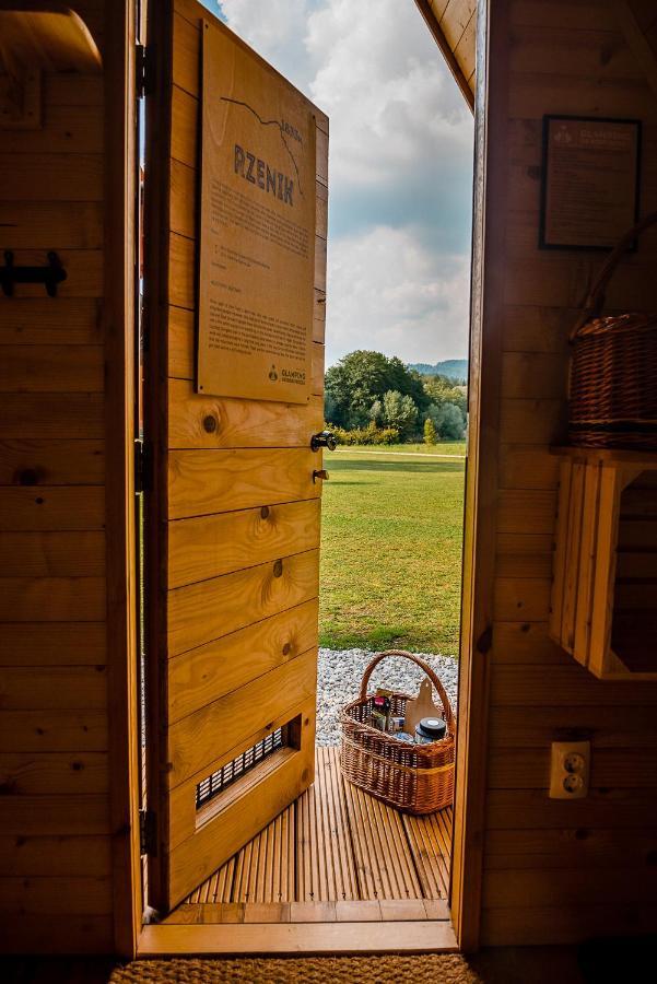 Glamping Forest Edge 卡姆尼克 外观 照片