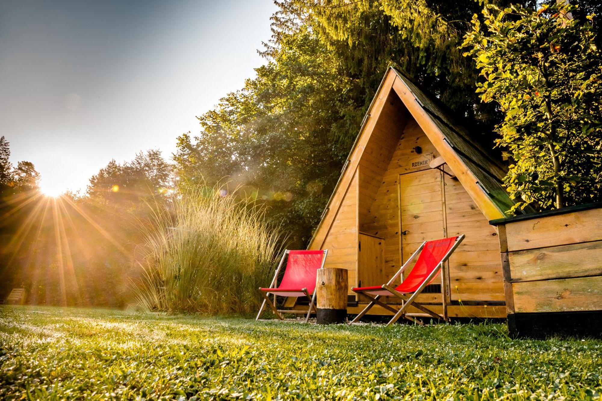 Glamping Forest Edge 卡姆尼克 外观 照片